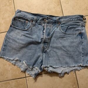 Levi’s denim 501 short size 31